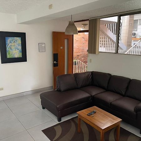 Apartamentos Reforma Guatemala Exterior foto